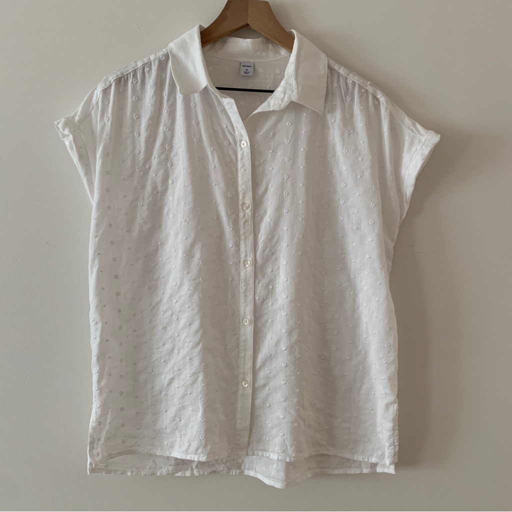 Textured Clip Dot Button Down